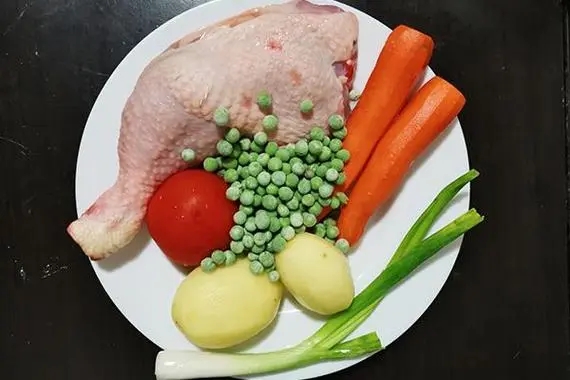 龙岗蔬菜配送分享鸡肉里配什么菜好吃
